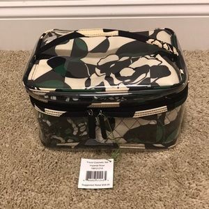 BNWT Vera Bradley Travel Set in Imperial Rose